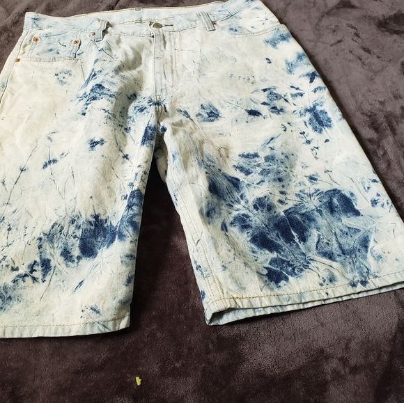 Fresh Levi Shorts - Picture 3 of 5